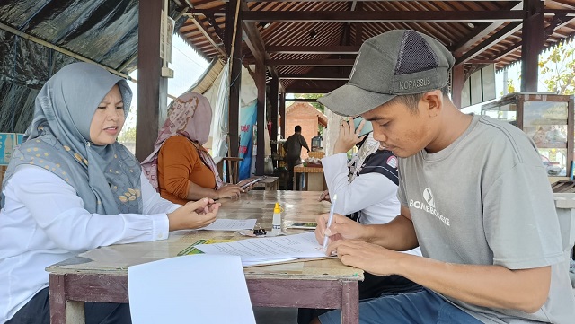 Tim Sewa Tanah Kas Datangi Penyewa Los Kuliner Taman Brillian BRI Lapangan Kanggotan